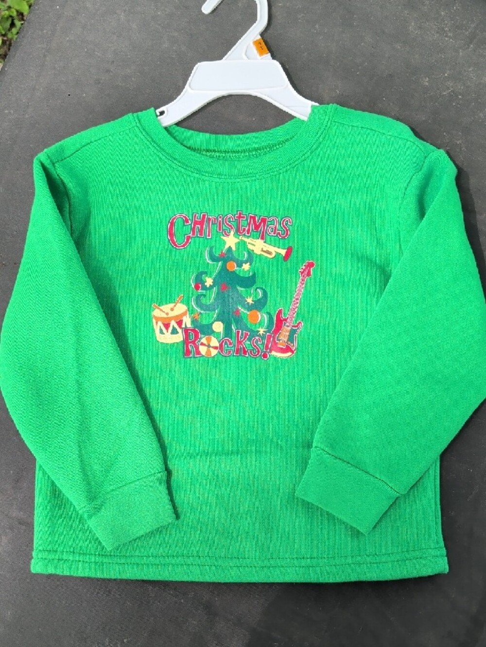 Green 'Christmas Rocks' Top & Pants Set - Picture 4 of 5